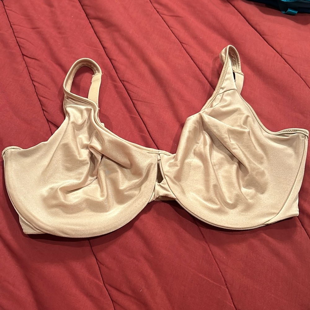 Bali Lilyette Keyhole Cream 40DD Underwire Bra